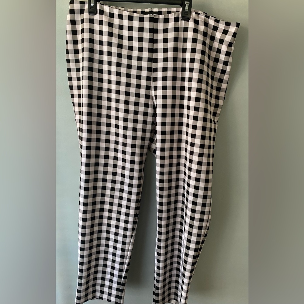 Liz Claiborne Black and White Patterned Pants Women’s 18